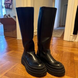 Zara Black Boots with Chunky Platform Sole
